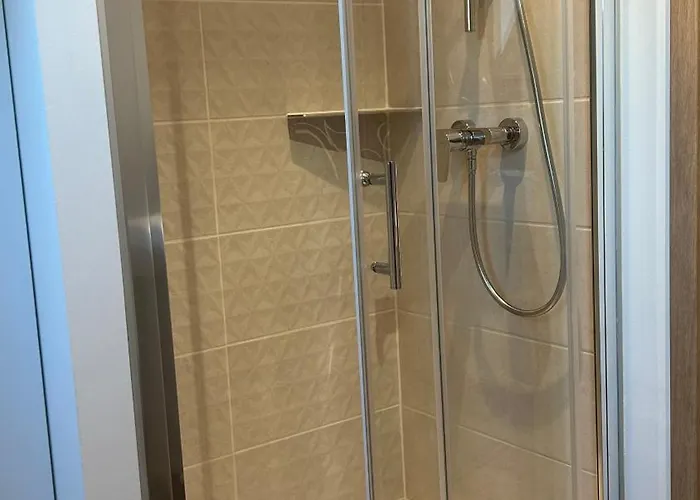 Apartment Moderne Et Spacieux, A 10 Min De La Gare